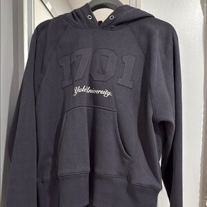 Yale University 1701 Hoodie